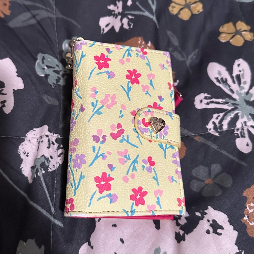 Betsy Johnson wallet